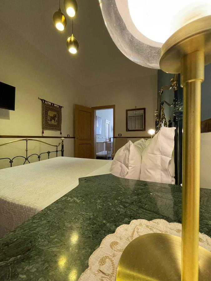 Guest House Le Ginestre Dell'Etna Belpasso Exterior photo