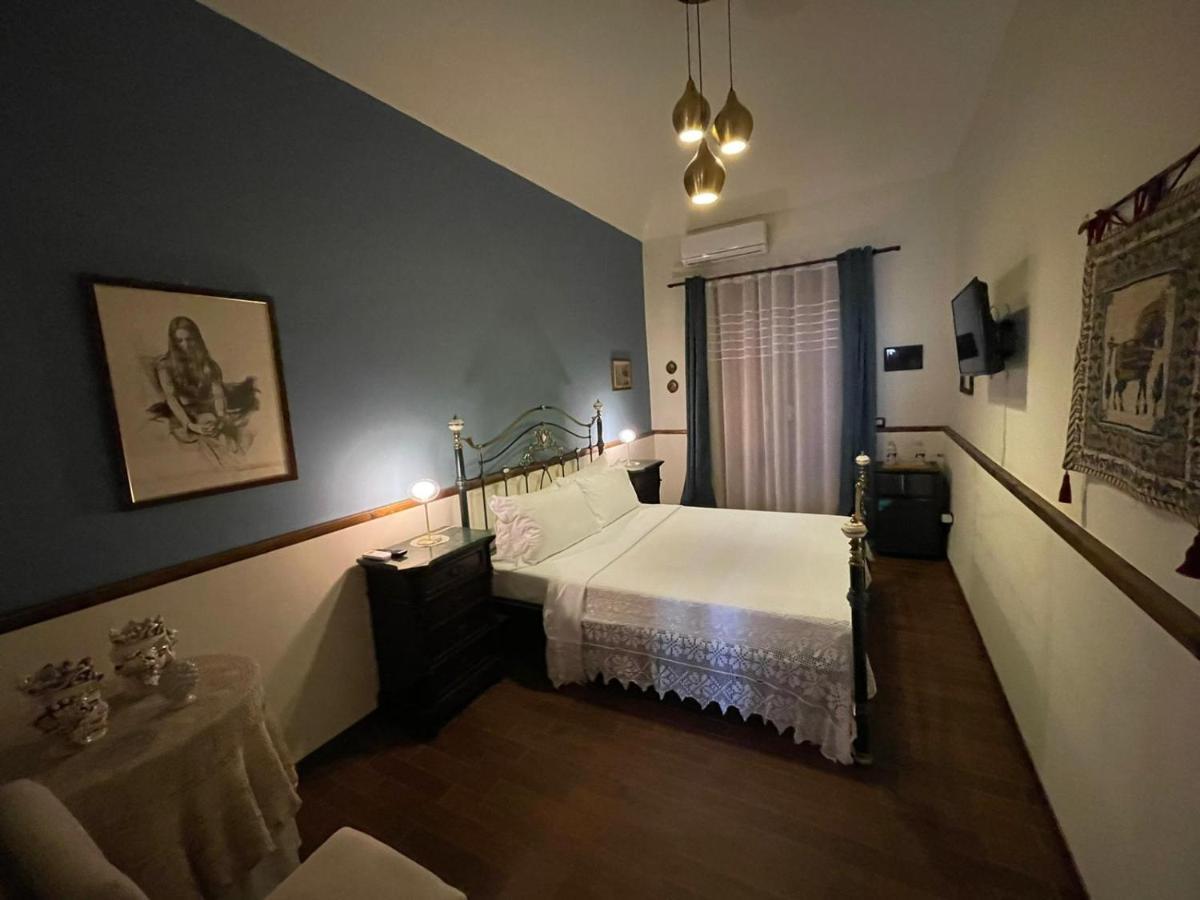 Guest House Le Ginestre Dell'Etna Belpasso Exterior photo
