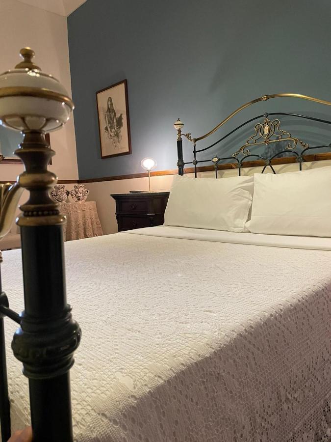 Guest House Le Ginestre Dell'Etna Belpasso Exterior photo